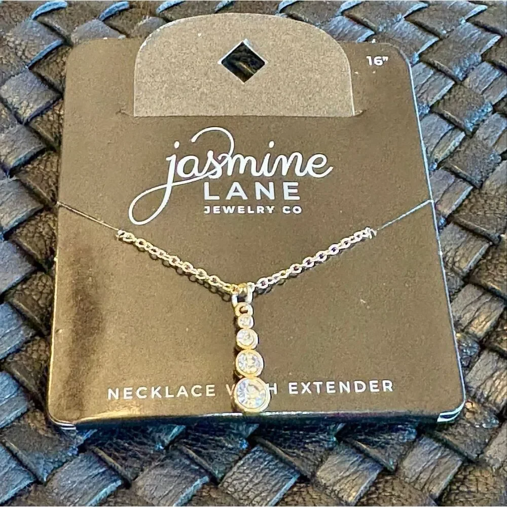 JASMINE LANE - 🎉HP🎉 3-Piece Fashion Jewelry Bundle/Earrings/Pendant/Bangle